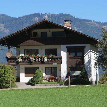 Ferienwohnung Kunterbunt Gosau Habitación foto